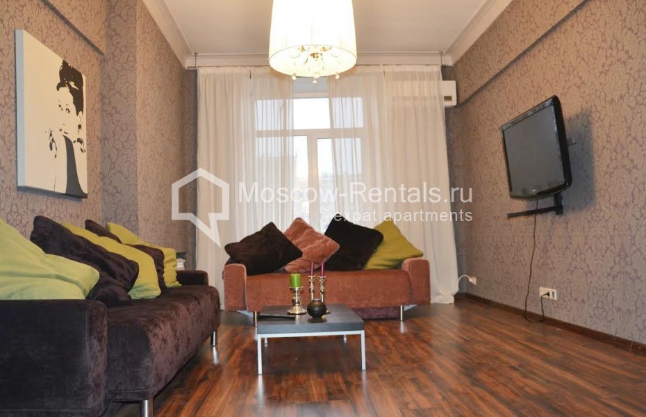Photo #4 3-room (2 BR) apartment for <a href="http://moscow-rentals.ru/en/articles/long-term-rent" target="_blank">a long-term</a> rent
 in Russia, Moscow, Komsomolsky prosp, 45