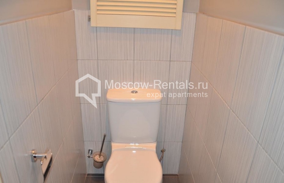 Photo #10 3-room (2 BR) apartment for <a href="http://moscow-rentals.ru/en/articles/long-term-rent" target="_blank">a long-term</a> rent
 in Russia, Moscow, Komsomolsky prosp, 45