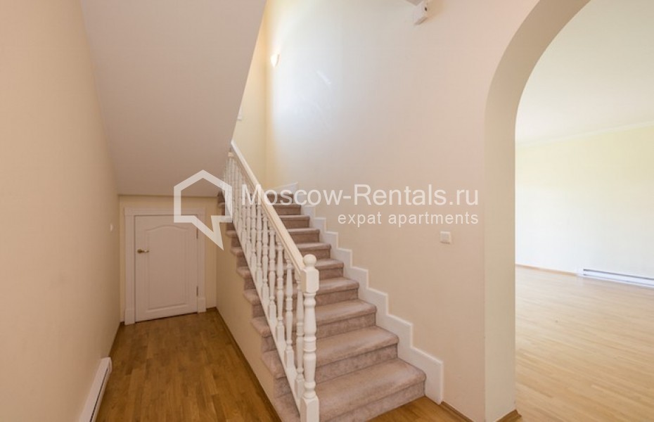 Photo #2 House for <a href="http://moscow-rentals.ru/en/articles/long-term-rent" target="_blank">a long-term</a> rent
 in Russia, Moscow, Moscow area, Krasnogorsk region, Angelovo village
