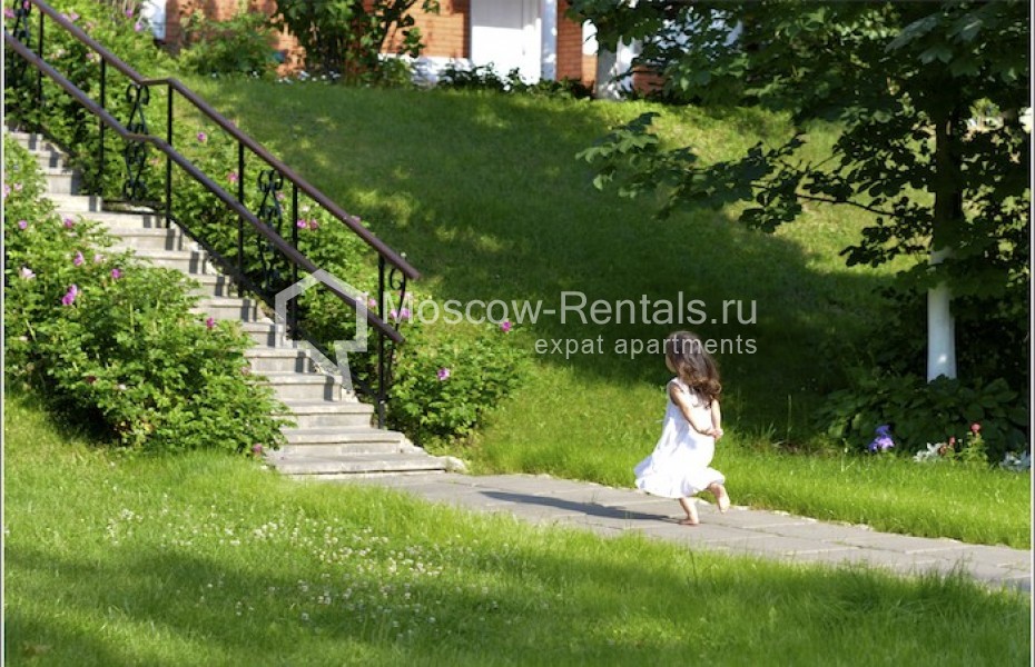 Photo #14 House for <a href="http://moscow-rentals.ru/en/articles/long-term-rent" target="_blank">a long-term</a> rent
 in Russia, Moscow, Moscow area, Krasnogorsk region, Angelovo village