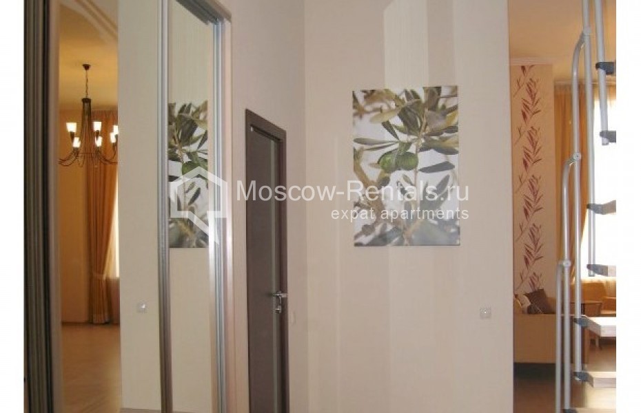 Photo #7 3-room (2 BR) apartment for <a href="http://moscow-rentals.ru/en/articles/long-term-rent" target="_blank">a long-term</a> rent
 in Russia, Moscow, Shabolovka, 23 bld 1