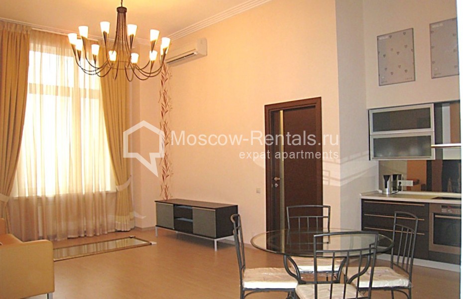 Photo #3 3-room (2 BR) apartment for <a href="http://moscow-rentals.ru/en/articles/long-term-rent" target="_blank">a long-term</a> rent
 in Russia, Moscow, Shabolovka, 23 bld 1