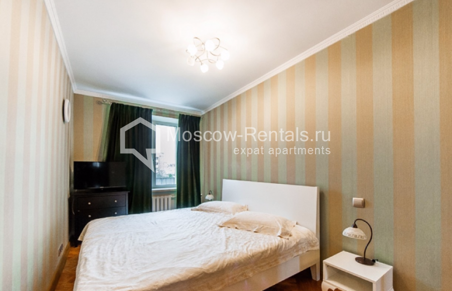 Photo #7 3-room (2 BR) apartment for <a href="http://moscow-rentals.ru/en/articles/long-term-rent" target="_blank">a long-term</a> rent
 in Russia, Moscow, Krymsky val, 6