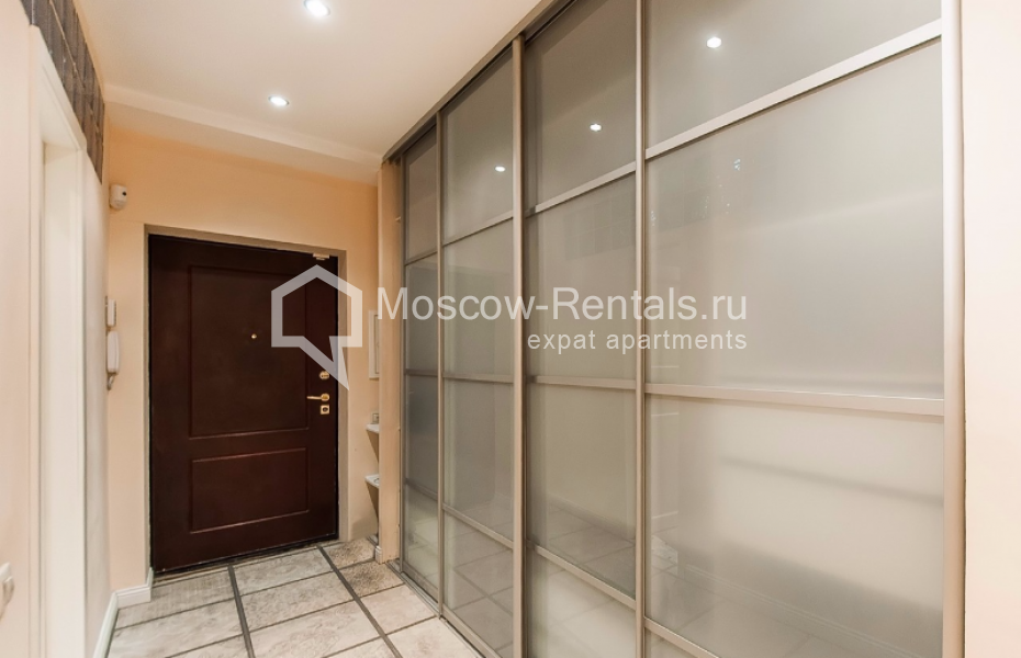 Photo #10 3-room (2 BR) apartment for <a href="http://moscow-rentals.ru/en/articles/long-term-rent" target="_blank">a long-term</a> rent
 in Russia, Moscow, Novokuznetskaya str,  4/12С1