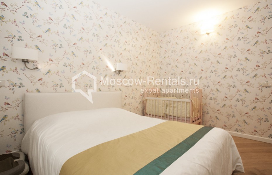 Photo #9 3-room (2 BR) apartment for <a href="http://moscow-rentals.ru/en/articles/long-term-rent" target="_blank">a long-term</a> rent
 in Russia, Moscow, Pokrovka str, 39