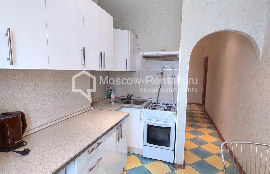 Photo #5 2-room (1 BR) apartment for <a href="http://moscow-rentals.ru/en/articles/long-term-rent" target="_blank">a long-term</a> rent
 in Russia, Moscow, Verkhnyaya str, 3 bld 1