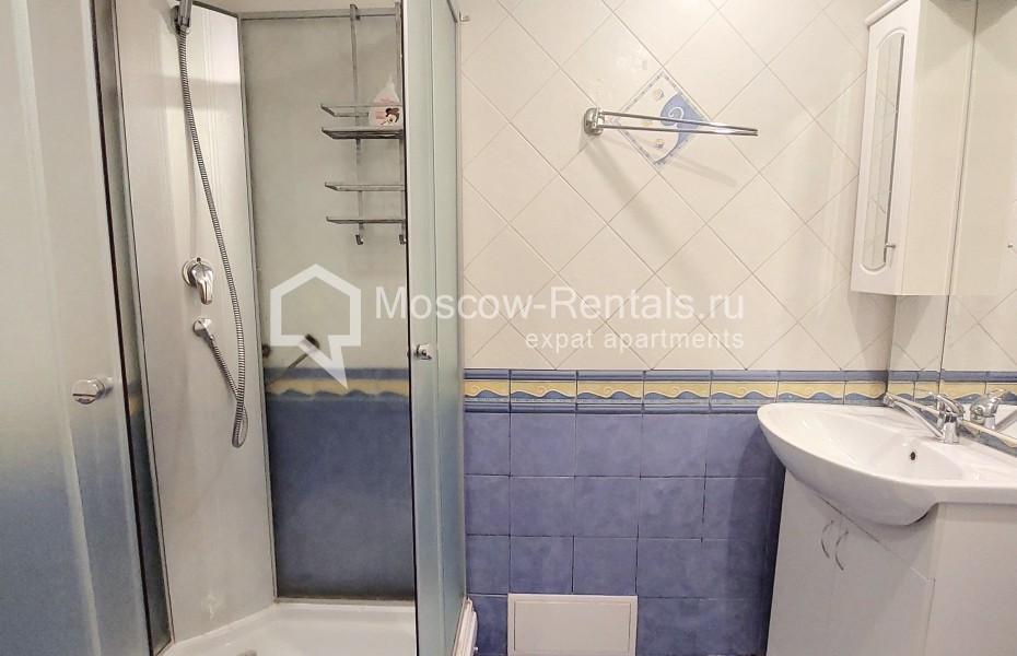 Photo #9 2-room (1 BR) apartment for <a href="http://moscow-rentals.ru/en/articles/long-term-rent" target="_blank">a long-term</a> rent
 in Russia, Moscow, Verkhnyaya str, 3 bld 1