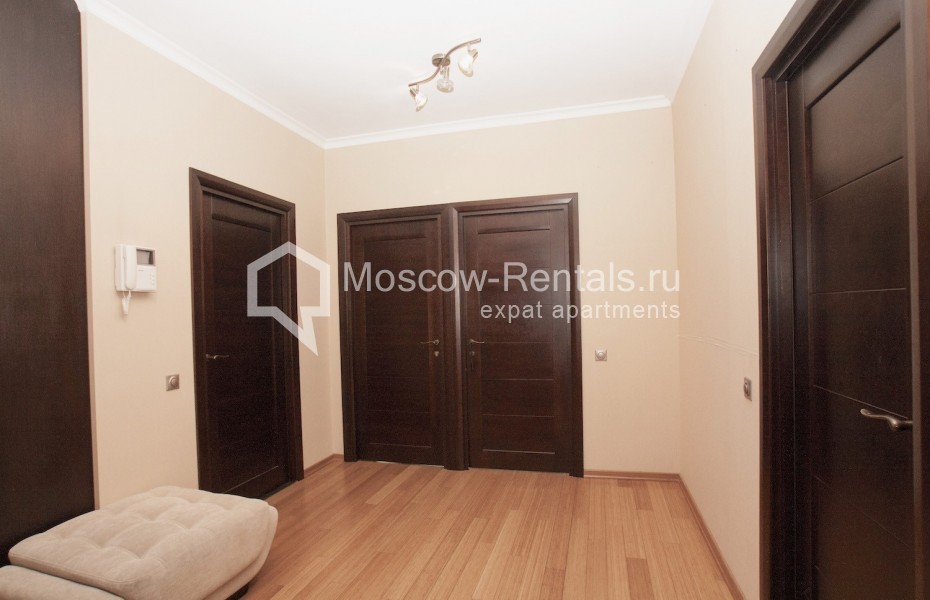 Photo #14 5-room (4 BR) apartment for <a href="http://moscow-rentals.ru/en/articles/long-term-rent" target="_blank">a long-term</a> rent
 in Russia, Moscow, Zoi and Alexandra Kosmodemyanskikh, 42