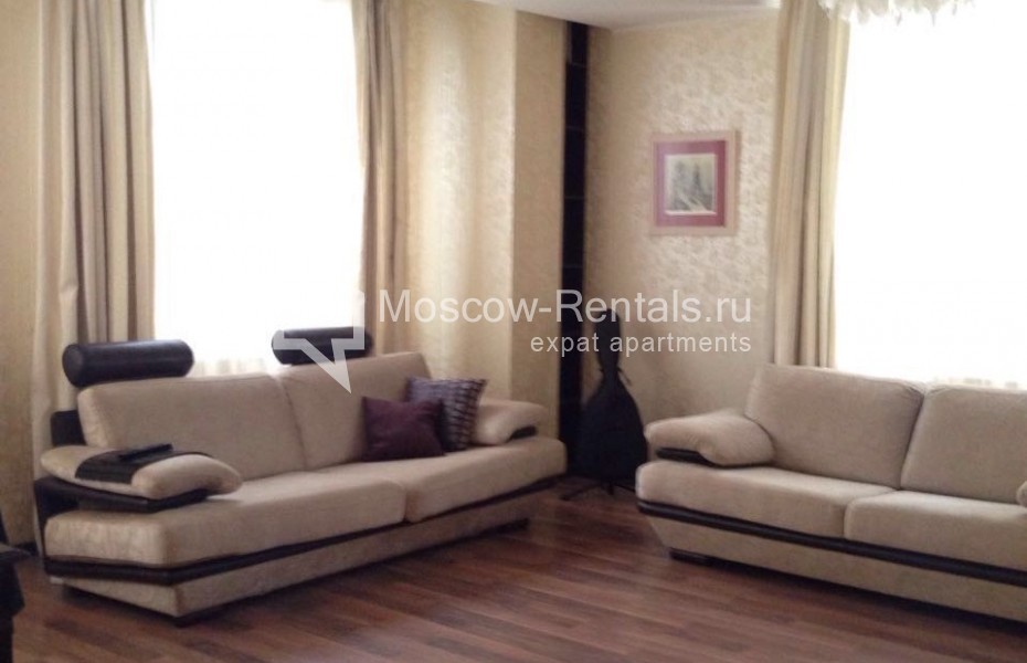 Photo #1 4-room (3 BR) apartment for <a href="http://moscow-rentals.ru/en/articles/long-term-rent" target="_blank">a long-term</a> rent
 in Russia, Moscow, Shabolovka str 23 bld 4