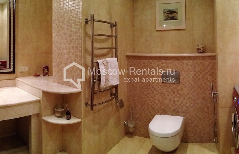 Photo #14 4-room (3 BR) apartment for <a href="http://moscow-rentals.ru/en/articles/long-term-rent" target="_blank">a long-term</a> rent
 in Russia, Moscow, Shabolovka str 23 bld 4