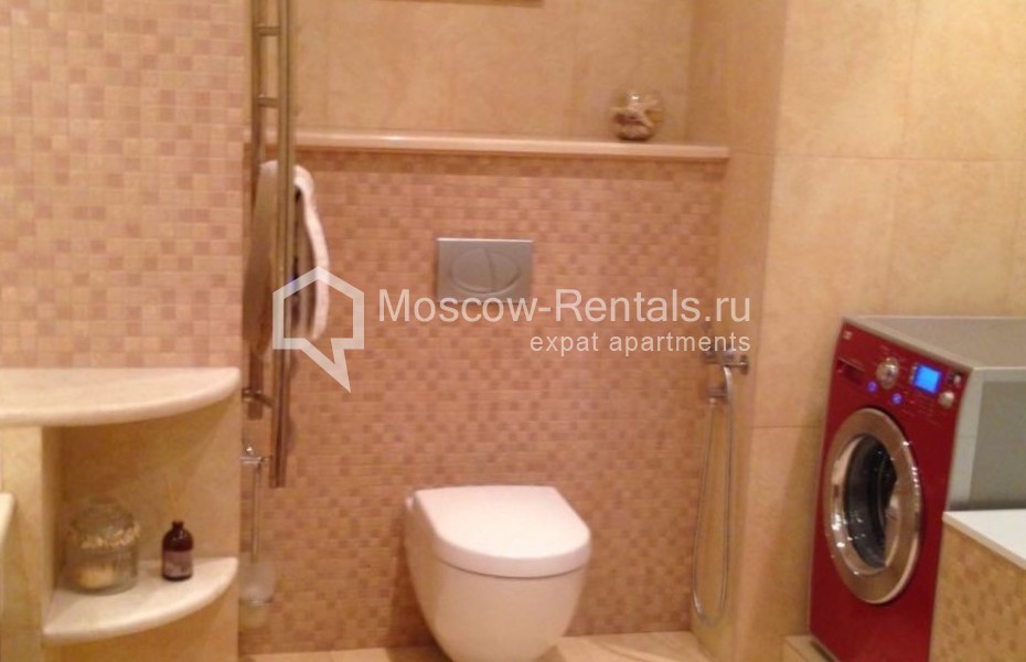 Photo #16 4-room (3 BR) apartment for <a href="http://moscow-rentals.ru/en/articles/long-term-rent" target="_blank">a long-term</a> rent
 in Russia, Moscow, Shabolovka str 23 bld 4
