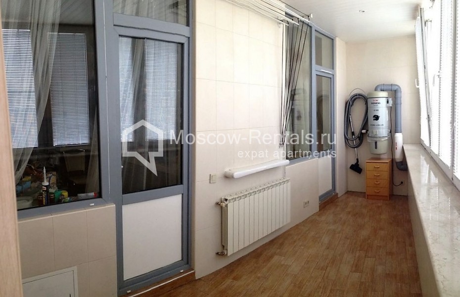 Photo #19 4-room (3 BR) apartment for <a href="http://moscow-rentals.ru/en/articles/long-term-rent" target="_blank">a long-term</a> rent
 in Russia, Moscow, Shabolovka str 23 bld 4