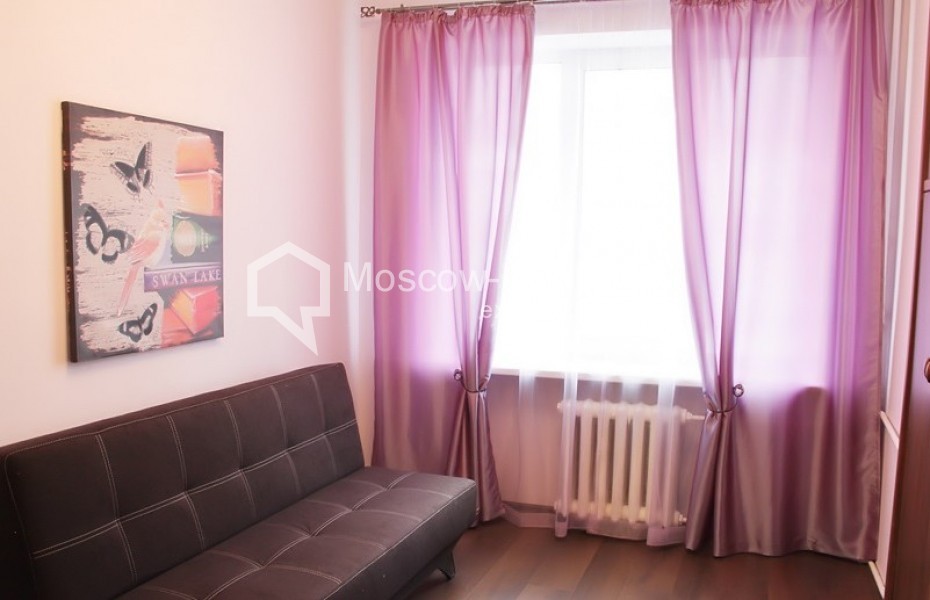 Photo #8 3-room (2 BR) apartment for <a href="http://moscow-rentals.ru/en/articles/long-term-rent" target="_blank">a long-term</a> rent
 in Russia, Moscow, Kropotkinsky lane, 14