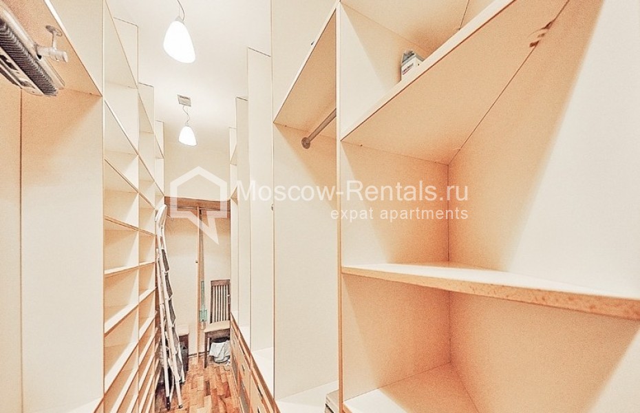 Photo #14 3-room (2 BR) apartment for <a href="http://moscow-rentals.ru/en/articles/long-term-rent" target="_blank">a long-term</a> rent
 in Russia, Moscow, Marksistsky lane, 3