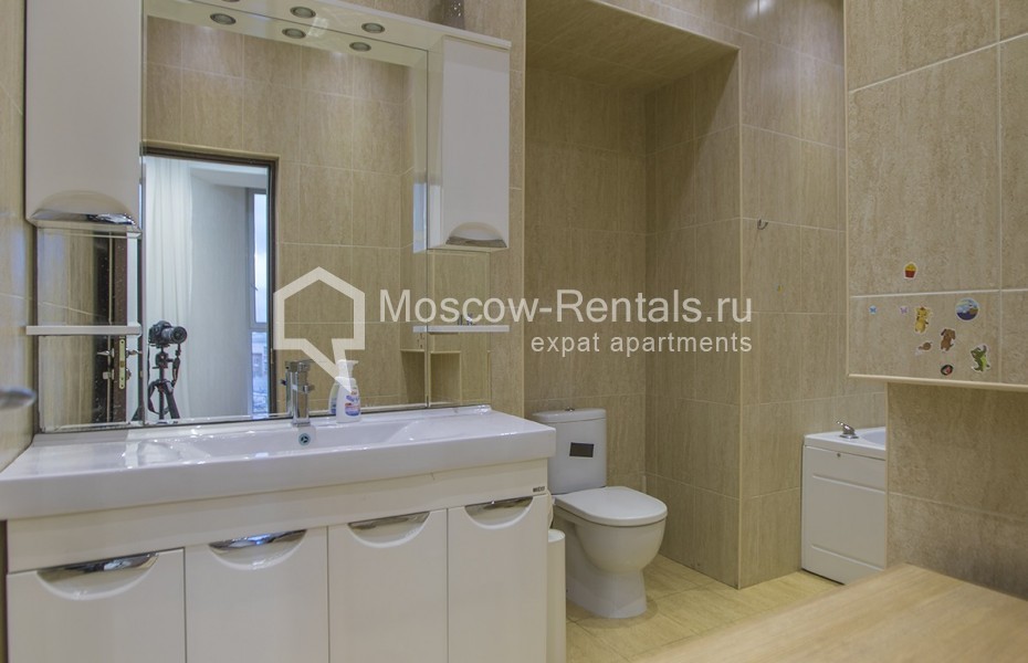 Photo #9 5-room (4 BR) apartment for <a href="http://moscow-rentals.ru/en/articles/long-term-rent" target="_blank">a long-term</a> rent
 in Russia, Moscow, Nikitsky blv, 12
