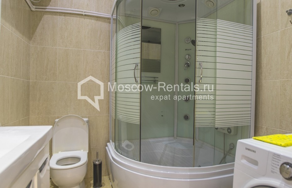 Photo #12 5-room (4 BR) apartment for <a href="http://moscow-rentals.ru/en/articles/long-term-rent" target="_blank">a long-term</a> rent
 in Russia, Moscow, Nikitsky blv, 12