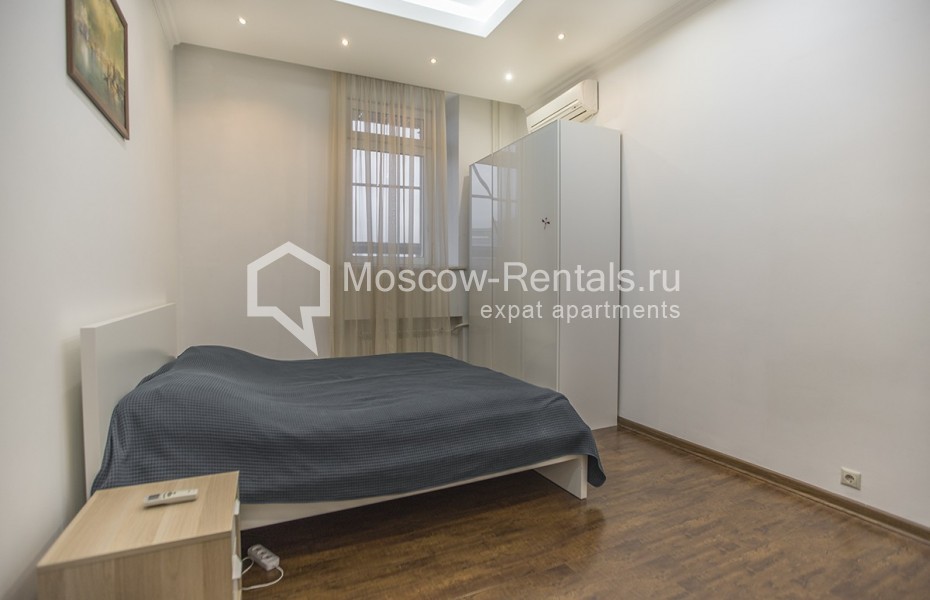 Photo #17 5-room (4 BR) apartment for <a href="http://moscow-rentals.ru/en/articles/long-term-rent" target="_blank">a long-term</a> rent
 in Russia, Moscow, Nikitsky blv, 12