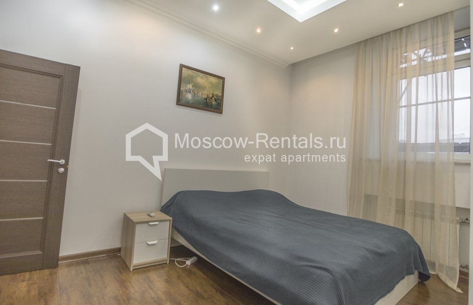 Photo #18 5-room (4 BR) apartment for <a href="http://moscow-rentals.ru/en/articles/long-term-rent" target="_blank">a long-term</a> rent
 in Russia, Moscow, Nikitsky blv, 12