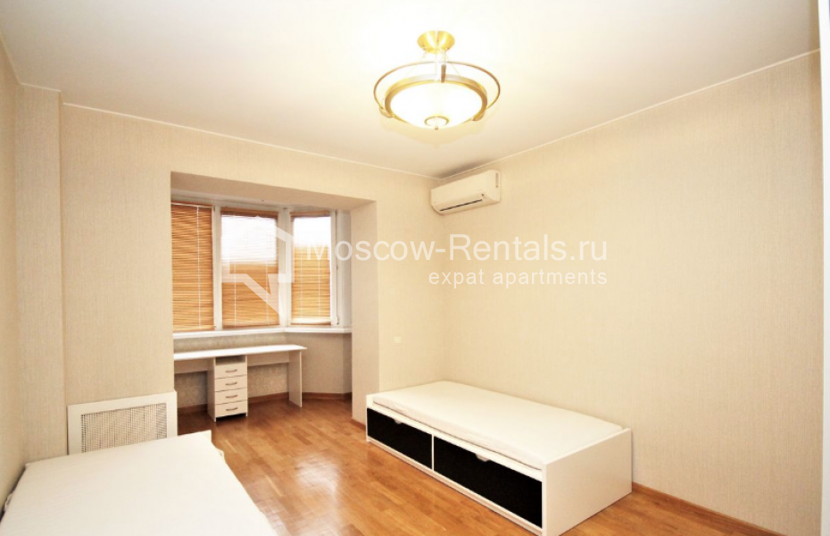 Photo #6 3-room (2 BR) apartment for <a href="http://moscow-rentals.ru/en/articles/long-term-rent" target="_blank">a long-term</a> rent
 in Russia, Moscow, Konnyi lane, 4
