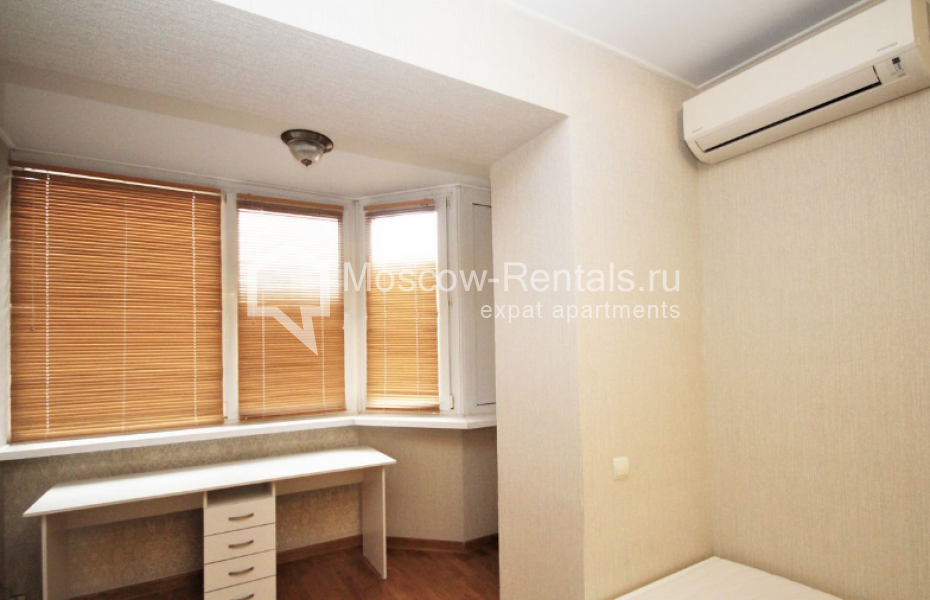 Photo #8 3-room (2 BR) apartment for <a href="http://moscow-rentals.ru/en/articles/long-term-rent" target="_blank">a long-term</a> rent
 in Russia, Moscow, Konnyi lane, 4