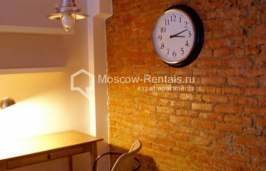 Photo #6 3-room (2 BR) apartment for <a href="http://moscow-rentals.ru/en/articles/long-term-rent" target="_blank">a long-term</a> rent
 in Russia, Moscow, Reservny proezd, 2