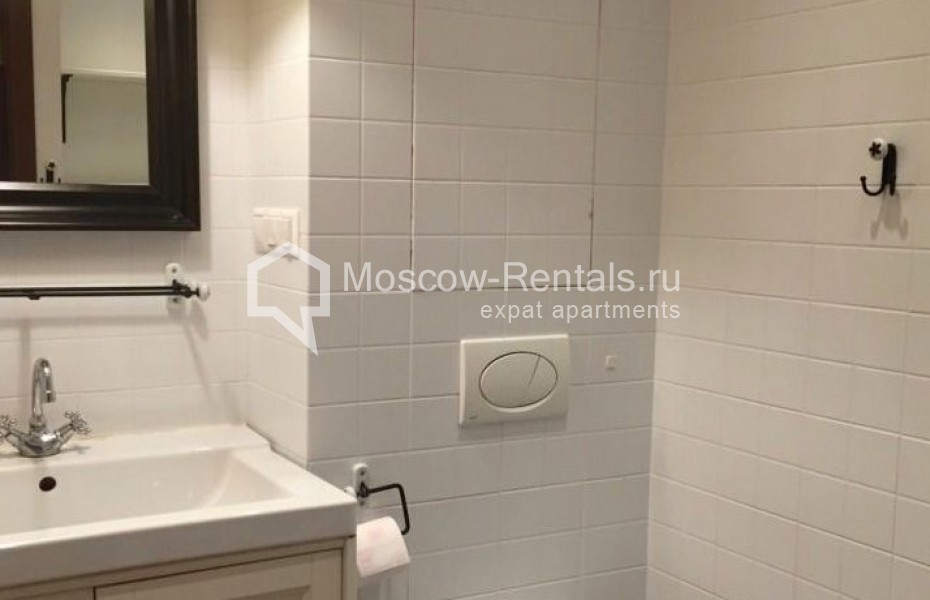 Photo #11 3-room (2 BR) apartment for <a href="http://moscow-rentals.ru/en/articles/long-term-rent" target="_blank">a long-term</a> rent
 in Russia, Moscow, Reservny proezd, 2