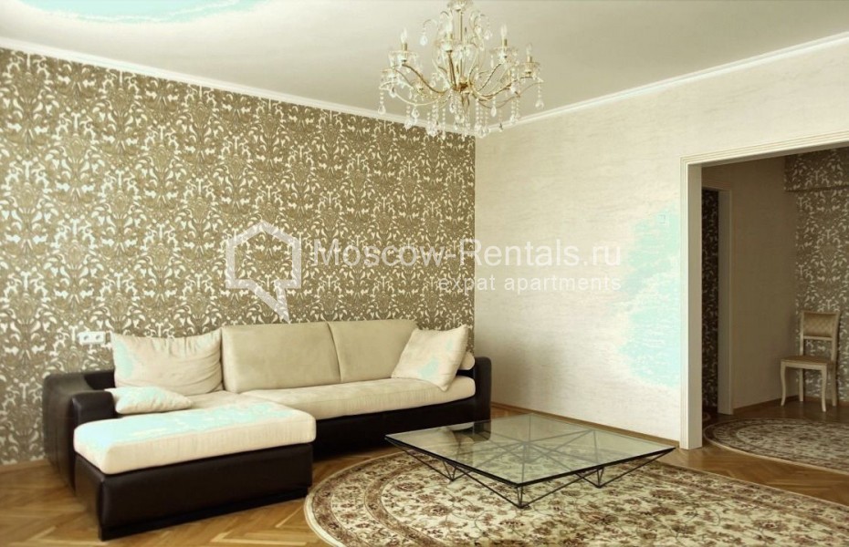 Photo #1 3-room (2 BR) apartment for <a href="http://moscow-rentals.ru/en/articles/long-term-rent" target="_blank">a long-term</a> rent
 in Russia, Moscow, Maly Vlasievsky lane, 7