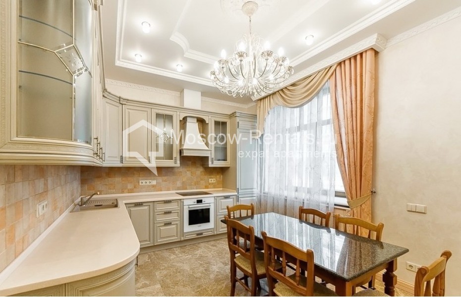 Photo #2 6-room (5 BR) apartment for <a href="http://moscow-rentals.ru/en/articles/long-term-rent" target="_blank">a long-term</a> rent
 in Russia, Moscow, 3rd Tverskaya-Yamskaya str, 25