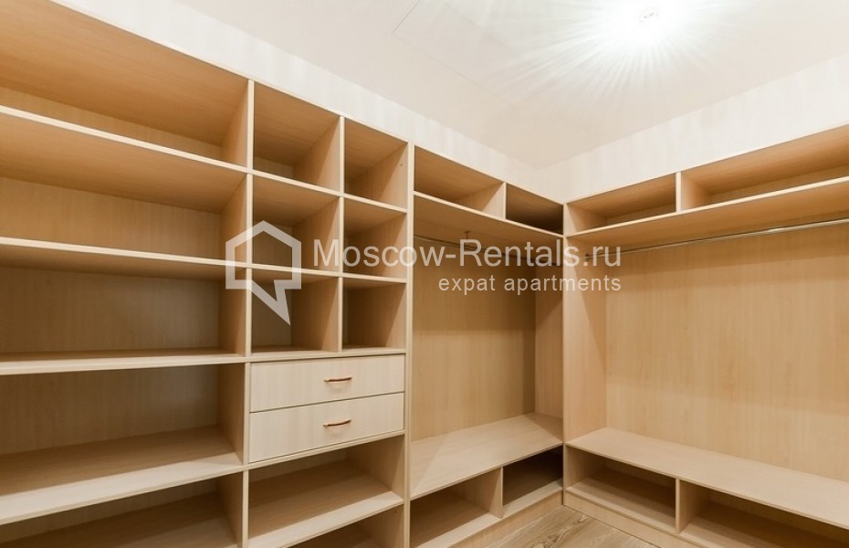 Photo #15 6-room (5 BR) apartment for <a href="http://moscow-rentals.ru/en/articles/long-term-rent" target="_blank">a long-term</a> rent
 in Russia, Moscow, 3rd Tverskaya-Yamskaya str, 25