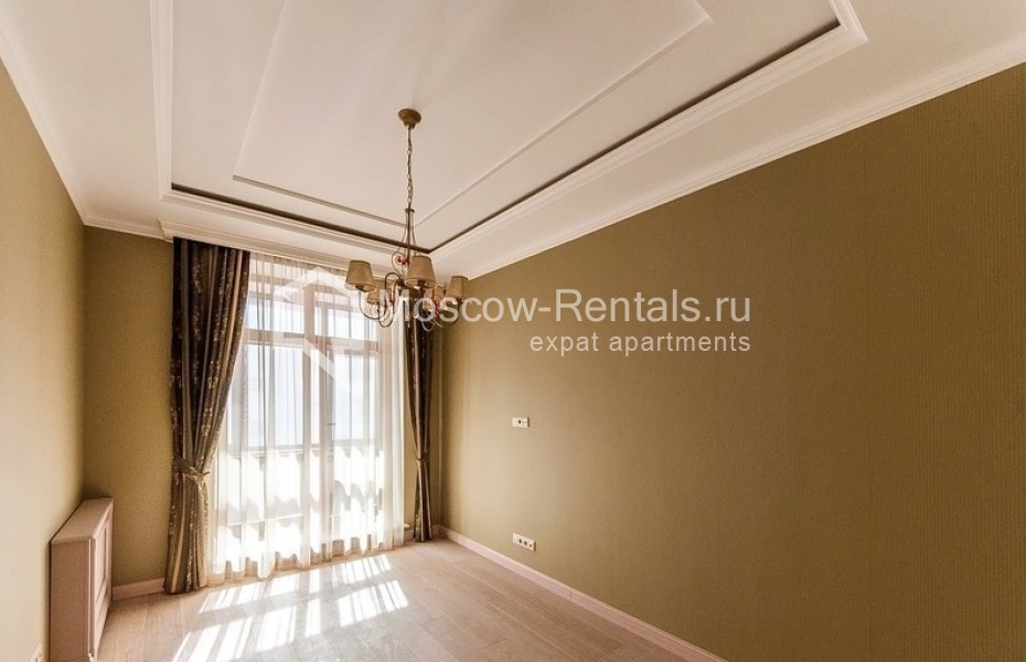 Photo #11 6-room (5 BR) apartment for <a href="http://moscow-rentals.ru/en/articles/long-term-rent" target="_blank">a long-term</a> rent
 in Russia, Moscow, 3rd Tverskaya-Yamskaya str, 25