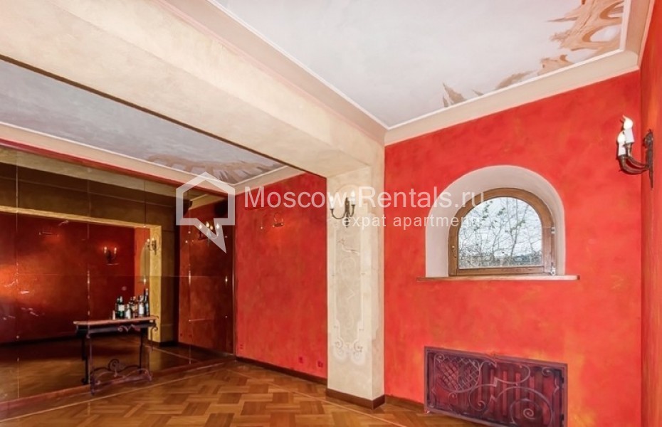 Photo #24 7-room (6 BR) apartment for <a href="http://moscow-rentals.ru/en/articles/long-term-rent" target="_blank">a long-term</a> rent
 in Russia, Moscow, Yakovoapostolsky lane, 9bld2
