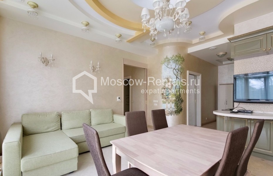 Photo #4 4-room (3 BR) apartment for <a href="http://moscow-rentals.ru/en/articles/long-term-rent" target="_blank">a long-term</a> rent
 in Russia, Moscow, Sovetskoi armii str, 6