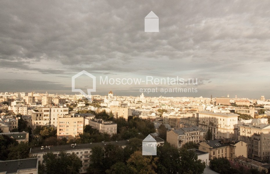 Photo #9 4-room (3 BR) apartment for <a href="http://moscow-rentals.ru/en/articles/long-term-rent" target="_blank">a long-term</a> rent
 in Russia, Moscow, Smolensky blv, 6-8
