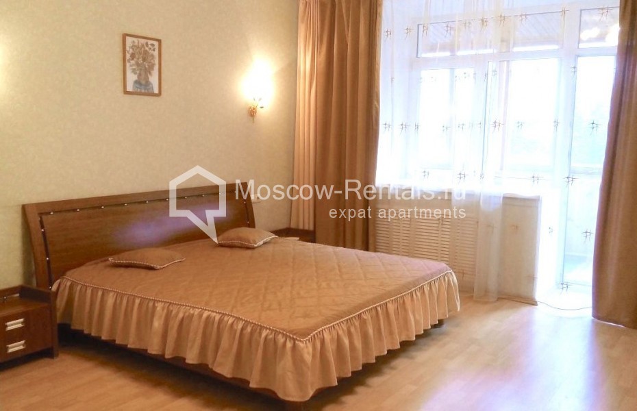 Photo #2 2-room (1 BR) apartment for <a href="http://moscow-rentals.ru/en/articles/long-term-rent" target="_blank">a long-term</a> rent
 in Russia, Moscow, Kalanchevskaya str, 28