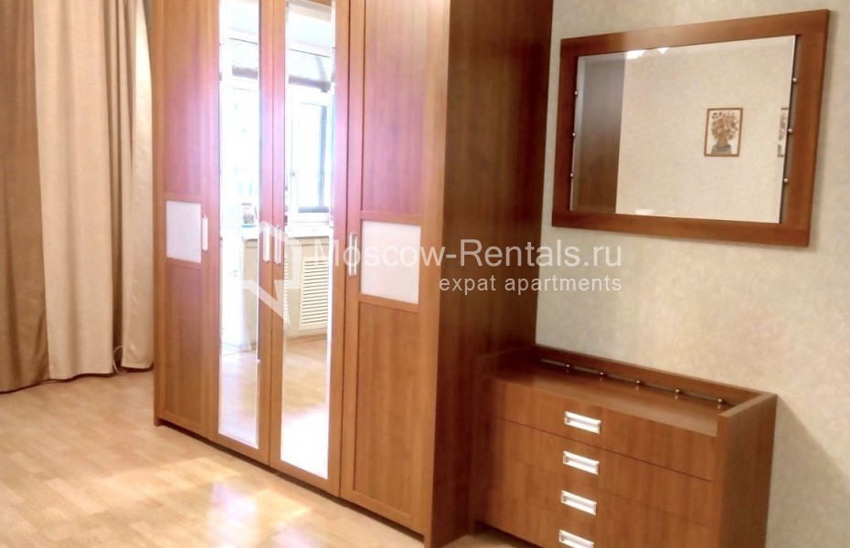 Photo #3 2-room (1 BR) apartment for <a href="http://moscow-rentals.ru/en/articles/long-term-rent" target="_blank">a long-term</a> rent
 in Russia, Moscow, Kalanchevskaya str, 28