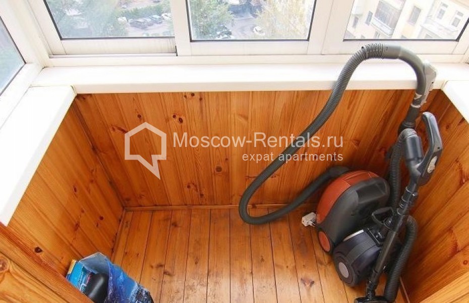 Photo #10 3-room (2 BR) apartment for <a href="http://moscow-rentals.ru/en/articles/long-term-rent" target="_blank">a long-term</a> rent
 in Russia, Moscow, New Arbat str, 31/12