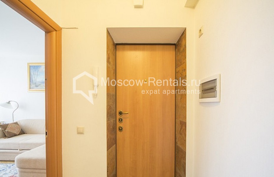 Photo #8 3-room (2 BR) apartment for <a href="http://moscow-rentals.ru/en/articles/long-term-rent" target="_blank">a long-term</a> rent
 in Russia, Moscow, Smolenskaya str., 10