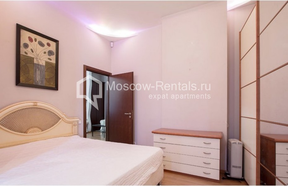 Photo #10 3-room (2 BR) apartment for <a href="http://moscow-rentals.ru/en/articles/long-term-rent" target="_blank">a long-term</a> rent
 in Russia, Moscow, Plushchikha str. 26/2