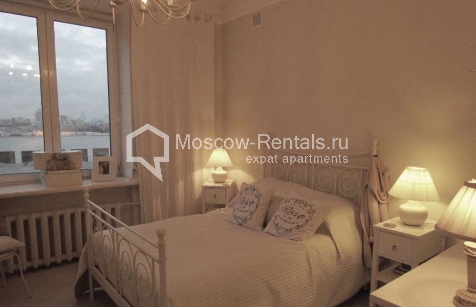 Photo #7 3-room (2 BR) apartment for <a href="http://moscow-rentals.ru/en/articles/long-term-rent" target="_blank">a long-term</a> rent
 in Russia, Moscow, Kutuzovsky prospect, 22