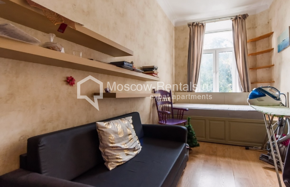 Photo #11 3-room (2 BR) apartment for <a href="http://moscow-rentals.ru/en/articles/long-term-rent" target="_blank">a long-term</a> rent
 in Russia, Moscow, 7th Rostovsky lane,  18