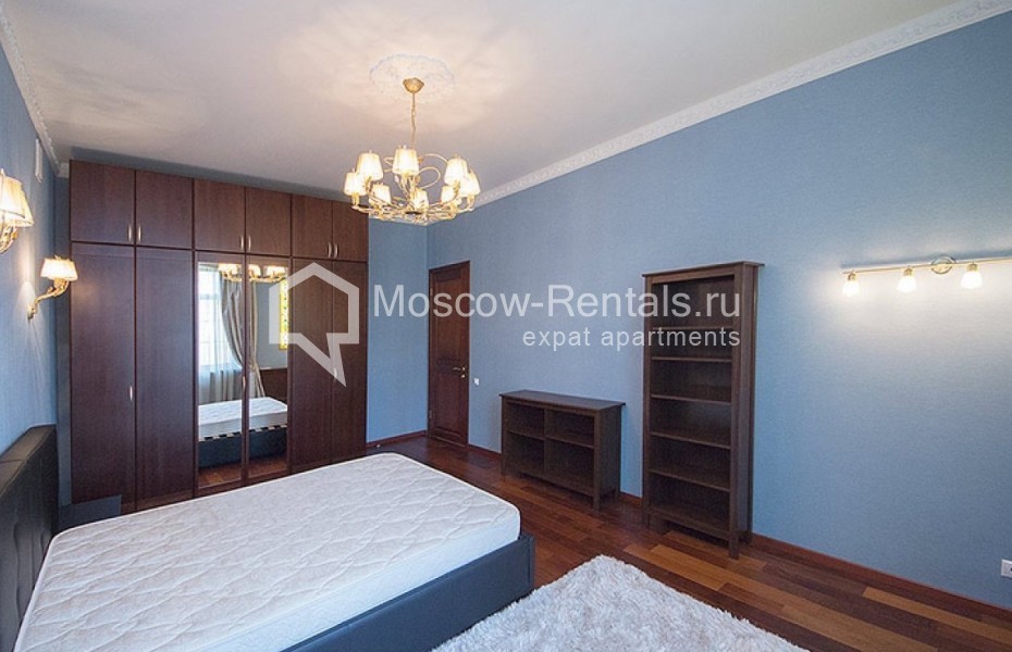 Photo #10 3-room (2 BR) apartment for <a href="http://moscow-rentals.ru/en/articles/long-term-rent" target="_blank">a long-term</a> rent
 in Russia, Moscow, Berezhkovskaya emb., 12