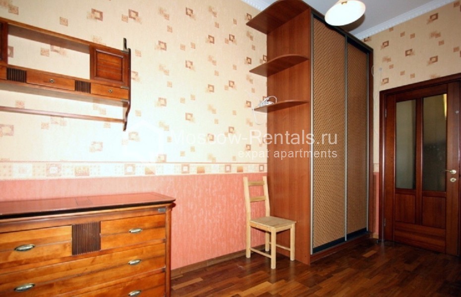 Photo #5 3-room (2 BR) apartment for <a href="http://moscow-rentals.ru/en/articles/long-term-rent" target="_blank">a long-term</a> rent
 in Russia, Moscow, Malaya Polyanka str, 10