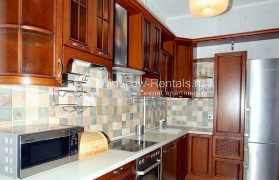 Photo #7 3-room (2 BR) apartment for <a href="http://moscow-rentals.ru/en/articles/long-term-rent" target="_blank">a long-term</a> rent
 in Russia, Moscow, Malaya Polyanka str, 10