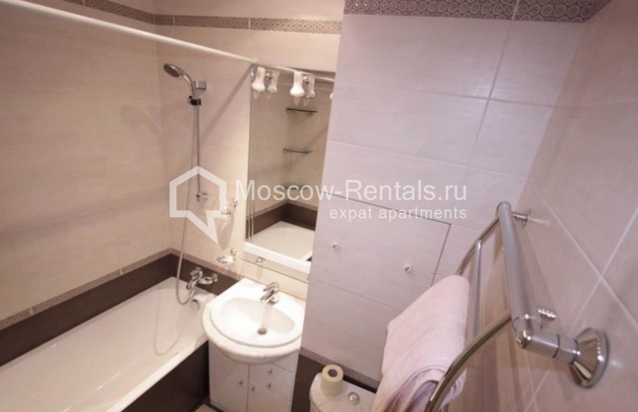 Photo #10 3-room (2 BR) apartment for <a href="http://moscow-rentals.ru/en/articles/long-term-rent" target="_blank">a long-term</a> rent
 in Russia, Moscow, 1st Samotechnyi lane, 22