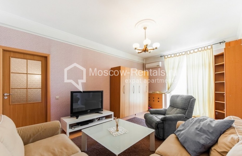 Photo #1 3-room (2 BR) apartment for <a href="http://moscow-rentals.ru/en/articles/long-term-rent" target="_blank">a long-term</a> rent
 in Russia, Moscow, Bolshaya polyanka str, 3/9
