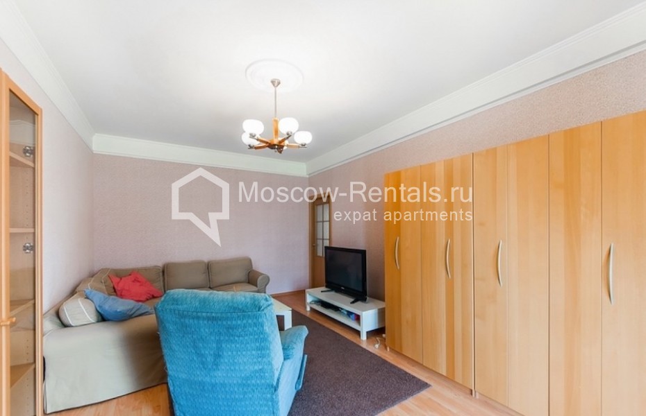 Photo #4 3-room (2 BR) apartment for <a href="http://moscow-rentals.ru/en/articles/long-term-rent" target="_blank">a long-term</a> rent
 in Russia, Moscow, Bolshaya polyanka str, 3/9
