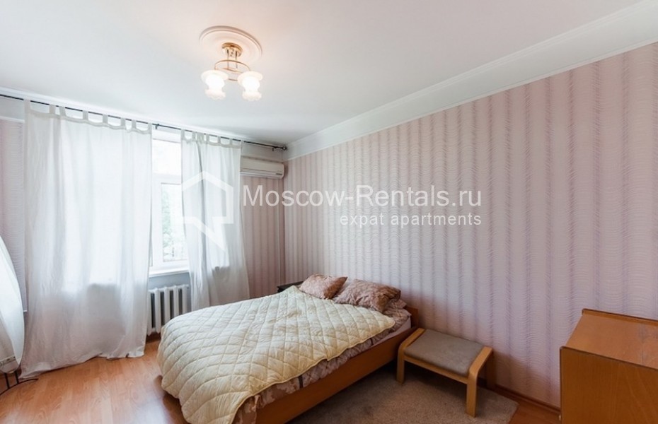 Photo #9 3-room (2 BR) apartment for <a href="http://moscow-rentals.ru/en/articles/long-term-rent" target="_blank">a long-term</a> rent
 in Russia, Moscow, Bolshaya polyanka str, 3/9