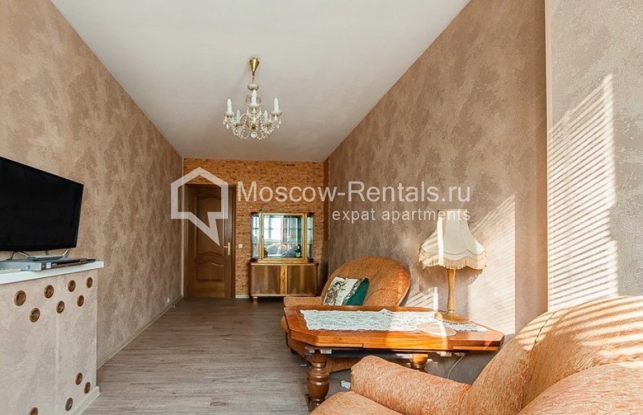 Photo #3 3-room (2 BR) apartment for <a href="http://moscow-rentals.ru/en/articles/long-term-rent" target="_blank">a long-term</a> rent
 in Russia, Moscow, Novokuznetskaya str, 13bld1