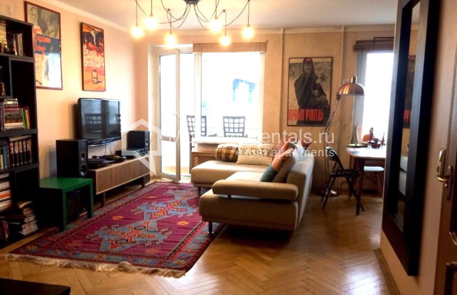Photo #1 3-room (2 BR) apartment for <a href="http://moscow-rentals.ru/en/articles/long-term-rent" target="_blank">a long-term</a> rent
 in Russia, Moscow, B. Sukharevsky lane., 14