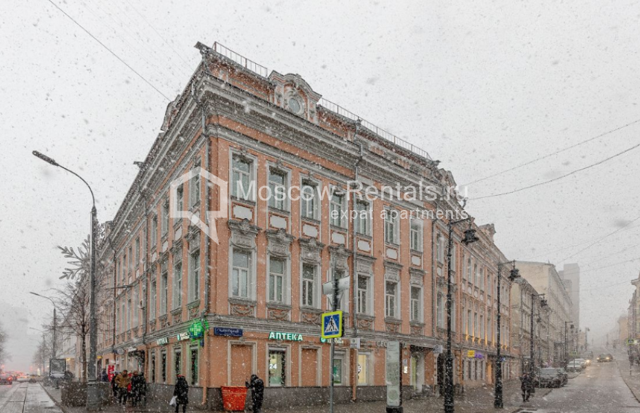 Photo #13 3-room (2 BR) apartment for <a href="http://moscow-rentals.ru/en/articles/long-term-rent" target="_blank">a long-term</a> rent
 in Russia, Moscow, Neglinnaya str, 18/1